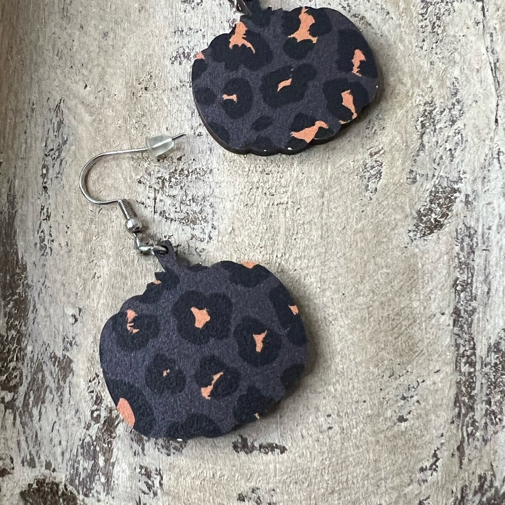 New‎ Leopard Print Pumpkin Earrings